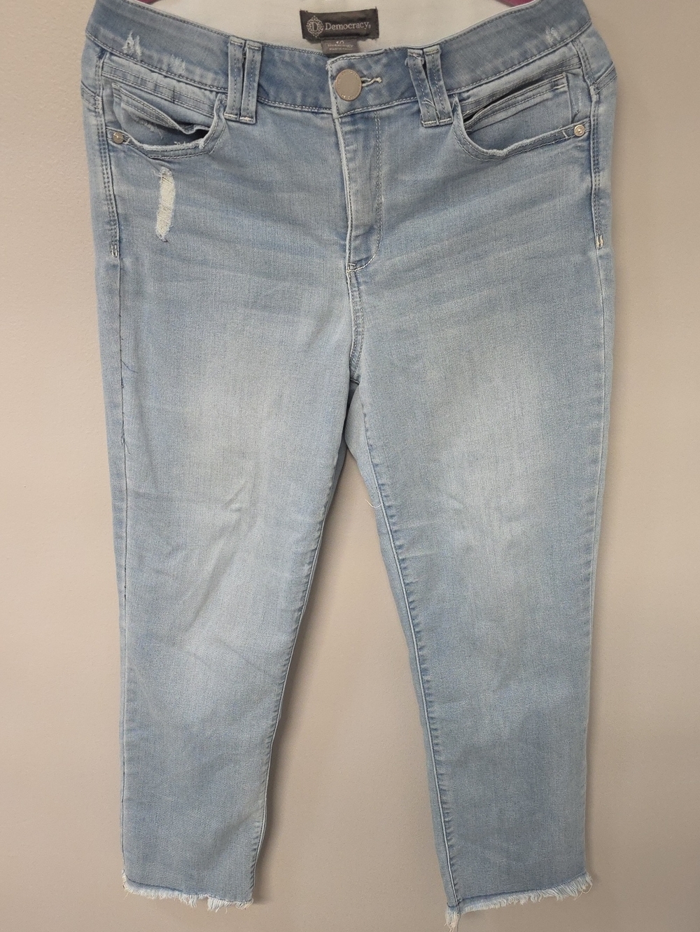Democracy Light Wash Cropped Ankle Jeans Raw Hem "Ab" Technology
